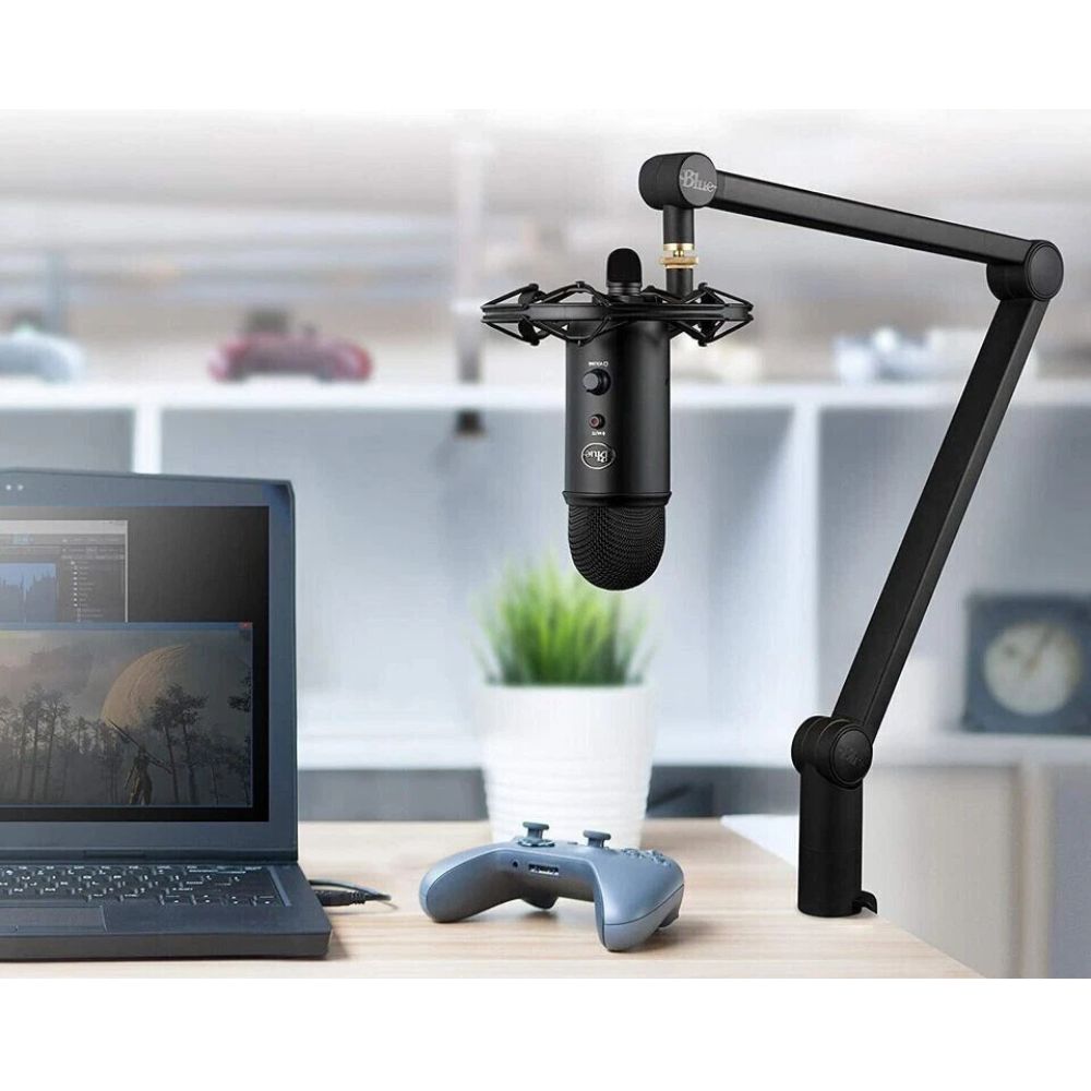 Logitech Blue Yeticaster – Complete Blue Yeti Mic Kit for Streaming & Recording, Black