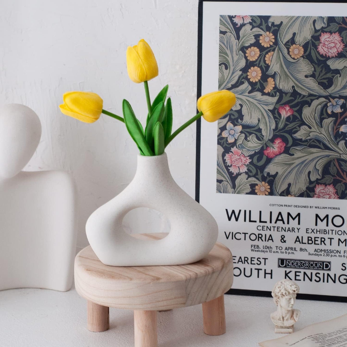 Ceramic Set of 2 Modern White Vases for Home D�cor Tristar Online