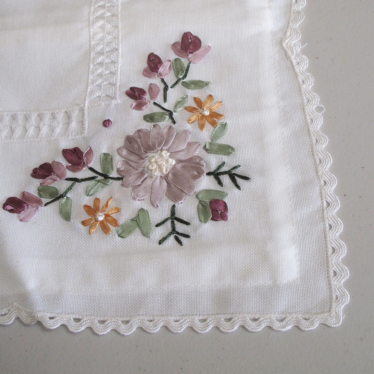 Victoriana White Applique Embroidered Cushion Cover 45 x 45 cm Tristar Online