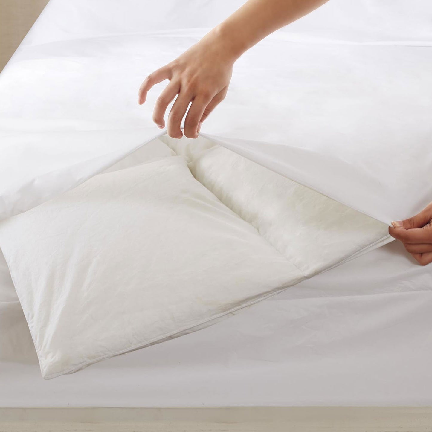 Stain Resistant Quilt Protector KING Tristar Online