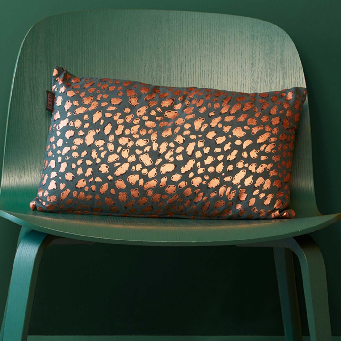 Bedding House Felidea Green Filled Oblong Cushion Tristar Online