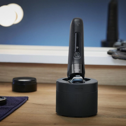 Philips Series 7000 SkinIQ Wet & Dry Electric Shaver (AU Version) Philips