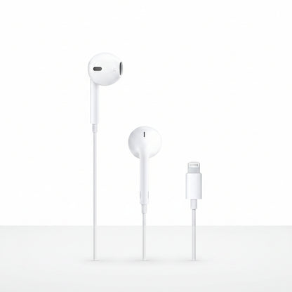 Apple EarPods with Lightning Connector - White - Wired In-Ear Headphones
