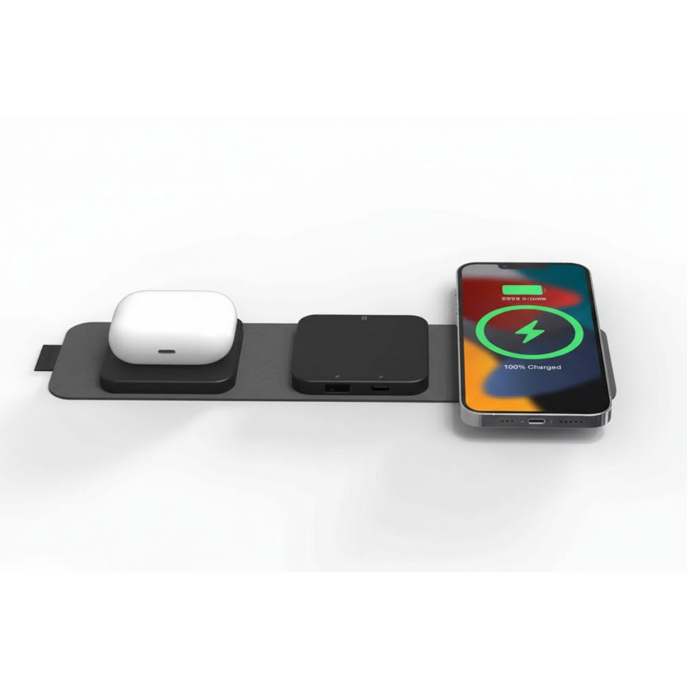 Mophie Snap wireless travel charging kit showing charger and accessories