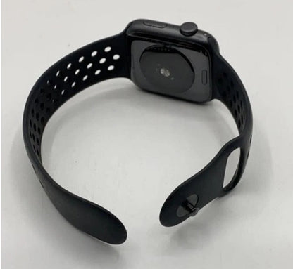 Apple Watch Nike SE 1st Gen GPS Smartwatch 44mm 32GB Space Gray - Acceptable - Refurbished