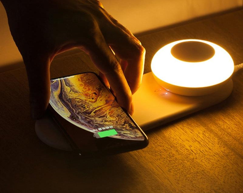 Multifunctional Wireless Charging Desk Lamp Tristar Online