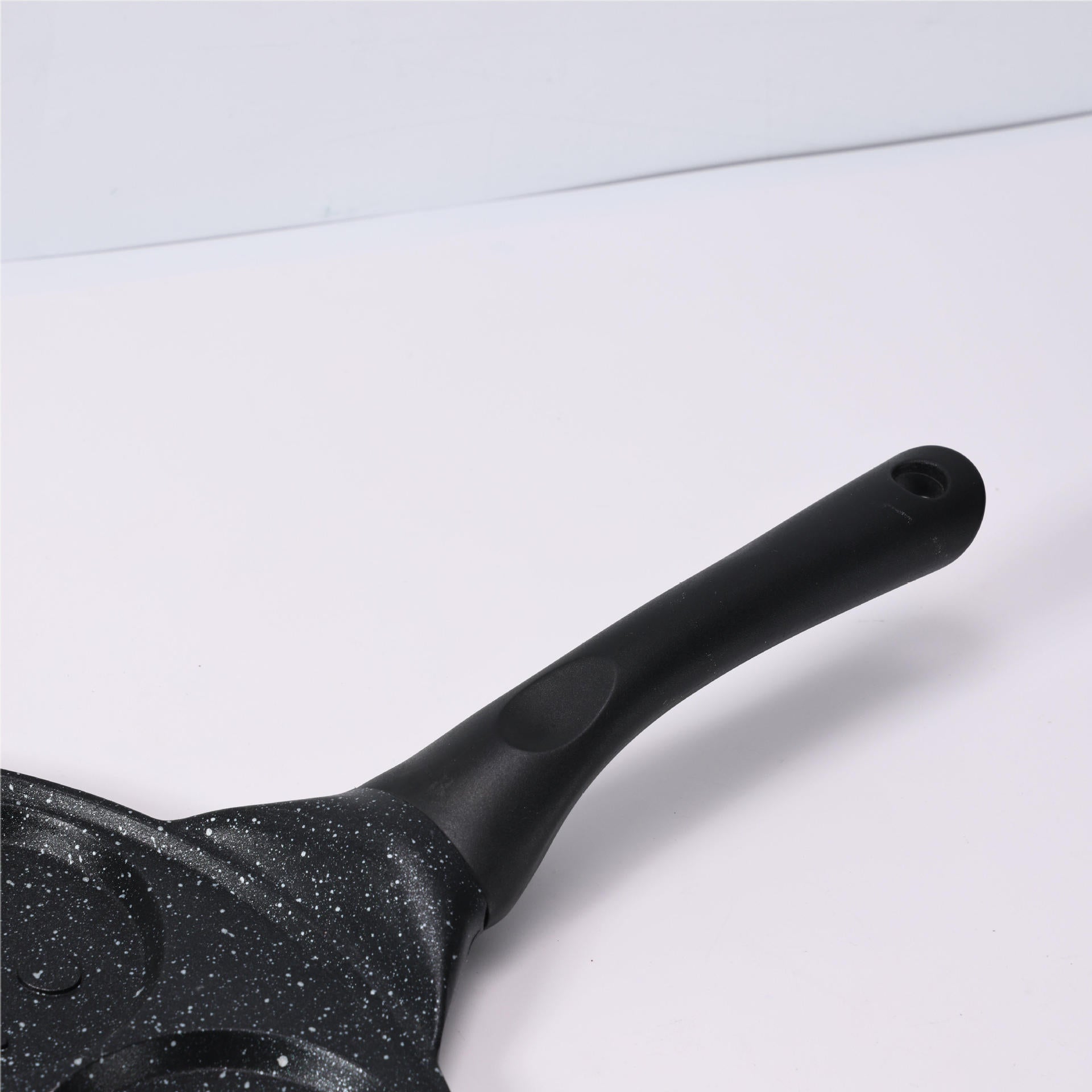 Black Flat 7-hole Versatile Non-Stick Frying Pan (27cm) - Induction Ready Skillet for Everyday Cooking Tristar Online