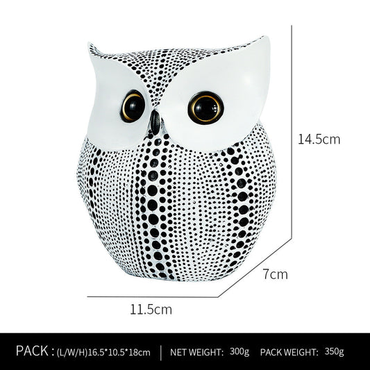 White resin owl statue - modern perforated design for living room TV cabinet and entryway decoration Tristar Online