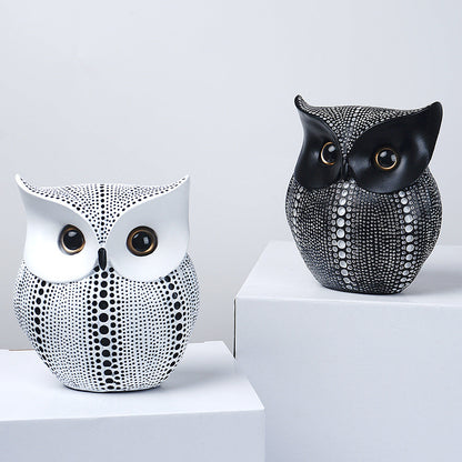 Black resin owl statue - modern perforated design for living room TV cabinet and entryway decoration Tristar Online