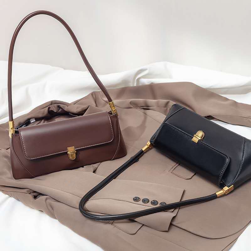 Beige Elegant Vintage Baguette Shoulder Bag - Chic PU Leather Underarm Purse with Gold Clasp Tristar Online