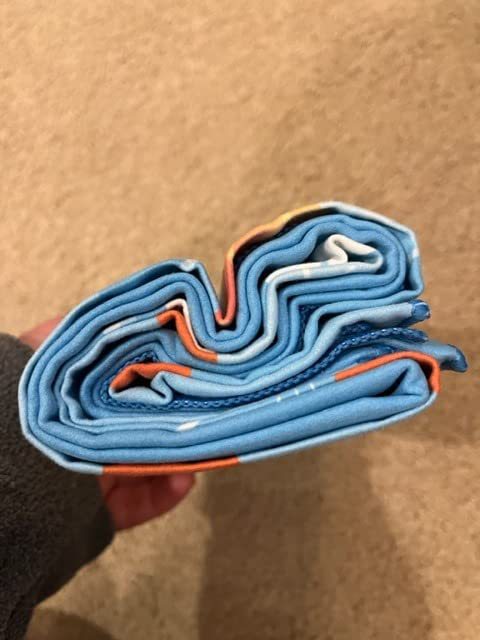 Sand Free Microfibre Beach Towel - Quick Dry Lightweight Travel Towel 70x150cm(240GSM) - 3D Sunglasses Print for Summer, Pool & Camping Tristar Online