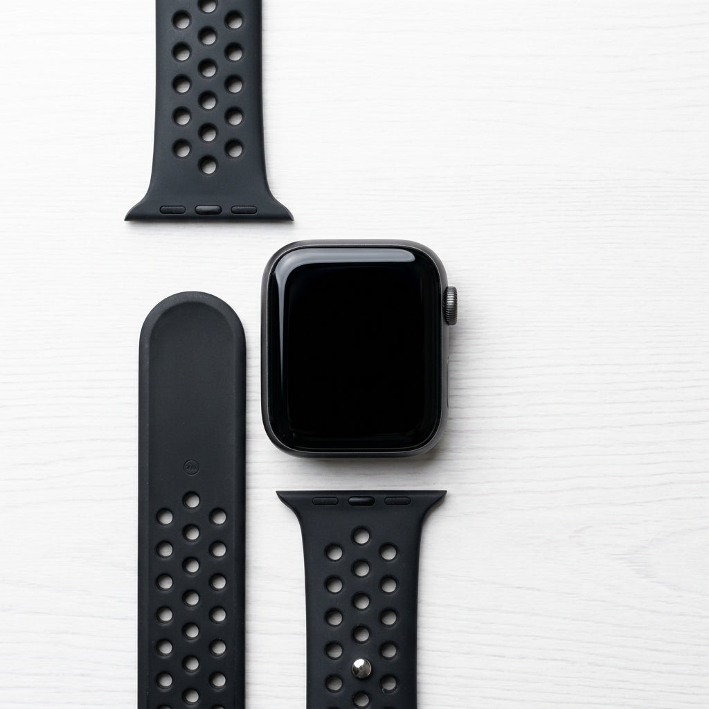 Apple Watch SE 44mm GPS Space Gray Aluminum – Nike Sports Band - Acceptable - Refurbished Apple