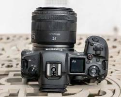 Canon EOS 5D Mark IV Body + RF 24mm F1.8 Macro IS STM Lens Canon