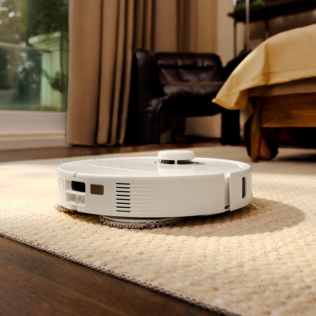 Roborock Q Revo MaxV Robot Vacuum with Multifunctional Dock - White (Open Never Used) Roborock
