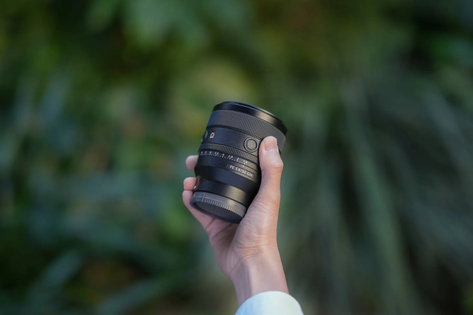 Sony FE 50 mm f/1.4 G Master — High-Speed Standard Prime Lens SONY