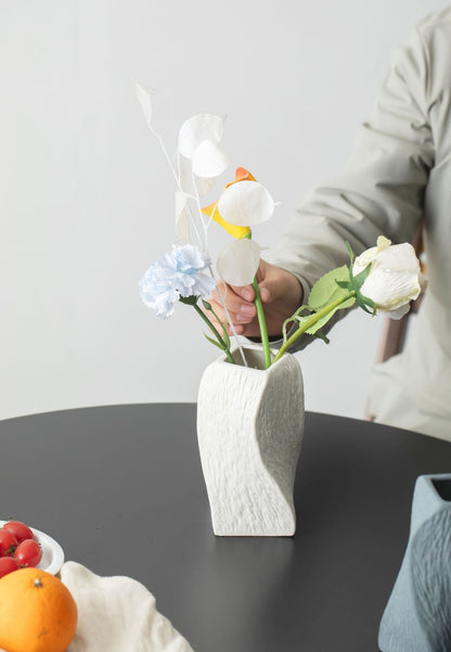 White Abstract Twisted Ceramic Vase - Artistic Minimalist Flower Holder for Home Decor (20x10x10cm) Tristar Online