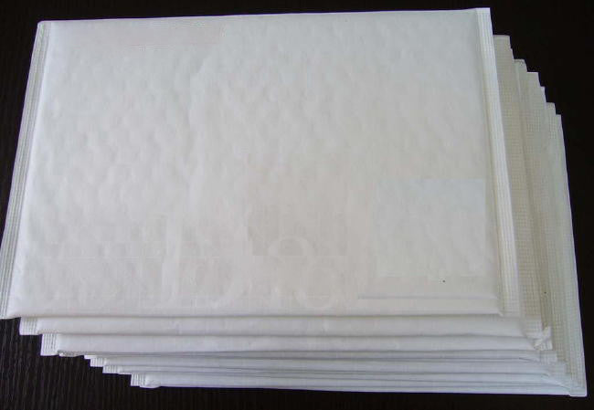 100 Piece Pack - 340x240mm LARGE Bubble Padded Envelope Bag Post Courier Mailing Shipping Mail Self Seal Tristar Online