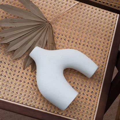 Ceramic Set of 2 Modern White Vases for Home D�cor Tristar Online