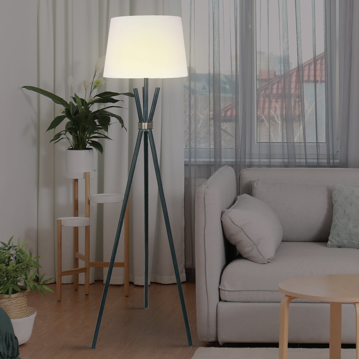 Sarantino Tripod Floor Lamp in Metal and Antique Brass Tristar Online