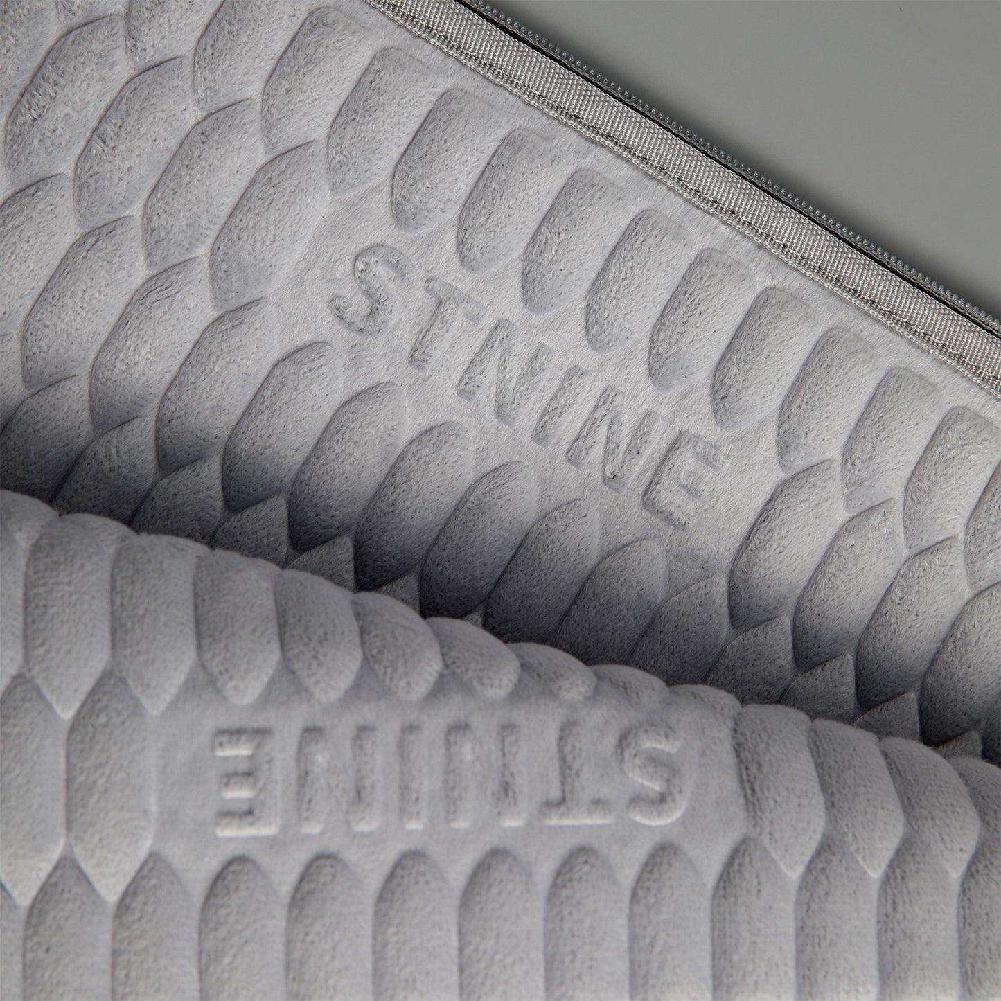 ST'9 L size 15 inch Black Laptop Sleeve Padded Travel Carry Case Bag LUKE Tristar Online