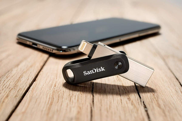 Sandisk Ixpand Flash Drive GO SDIX60N 128GB Black IOS USB 3.0  SDIX60N-128G-GN6NE Tristar Online