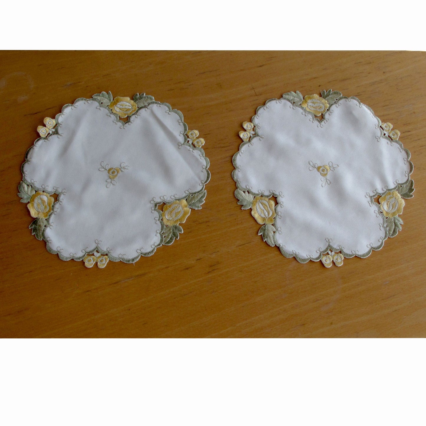 Set of 2 Embroidered Doilies Floral 8 Tristar Online