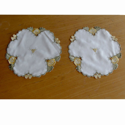 Set of 2 Embroidered Doilies Floral 8 Tristar Online
