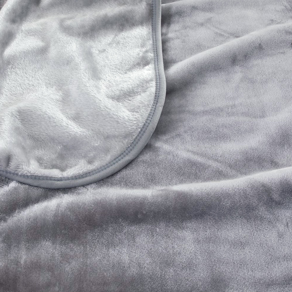 J.Elliot Home 450gsm Solid Faux Mink Blanket Graphite Tristar Online
