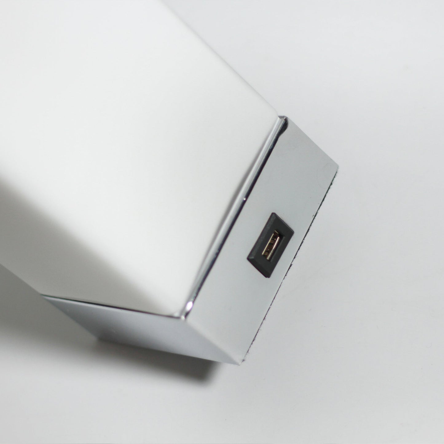 Jessica Rectangle Touch Lamp with USB Port Tristar Online